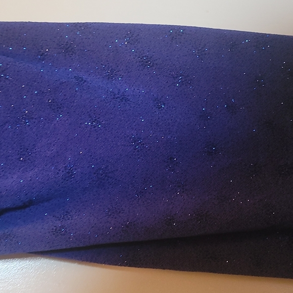 Stunning blue backless formal floor length dress 9/10 - Picture 2 of 5